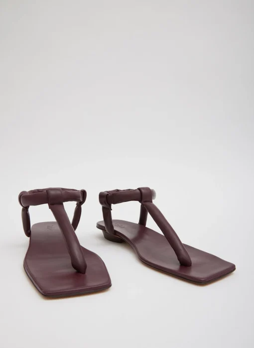 Aston Sandal