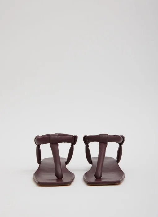Aston Sandal