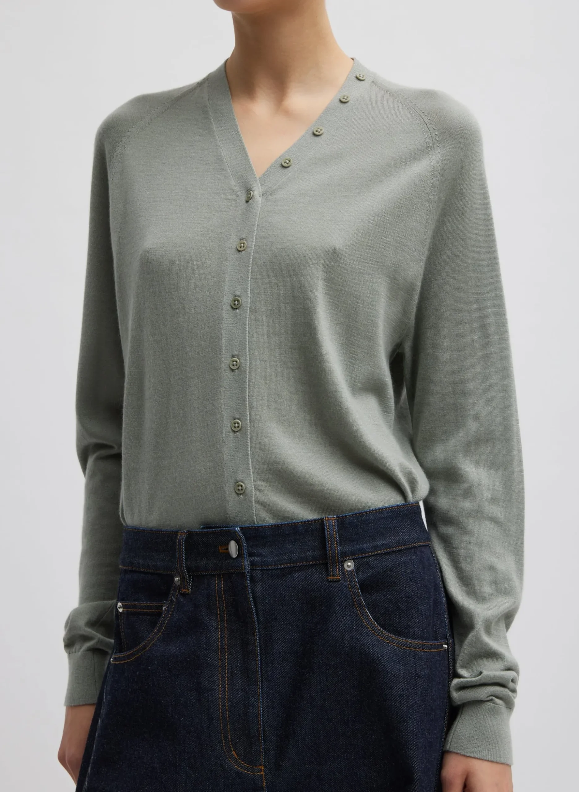 Cashmere Silk Blend Slim Cardigan