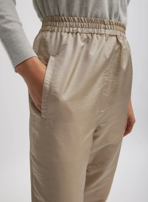 Crispy Nylon Kat Jogger