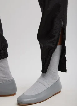 Crispy Nylon Kat Jogger