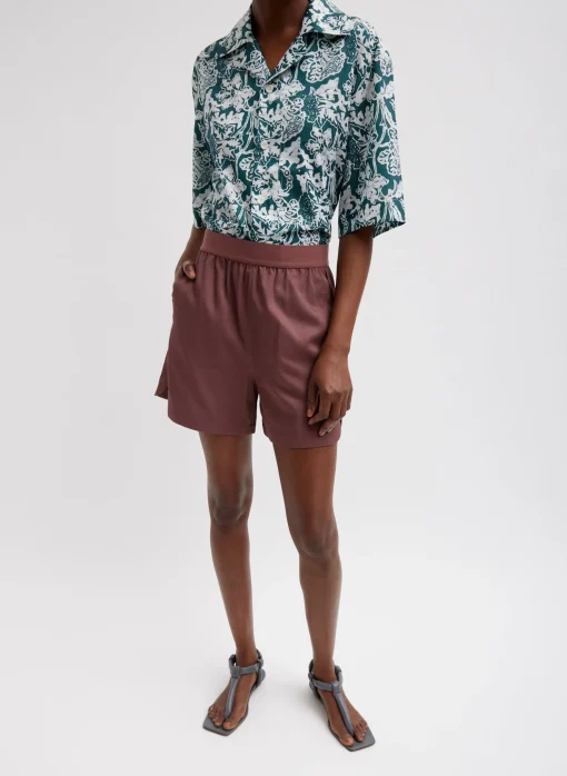 Drapey Suiting Pull On Short
