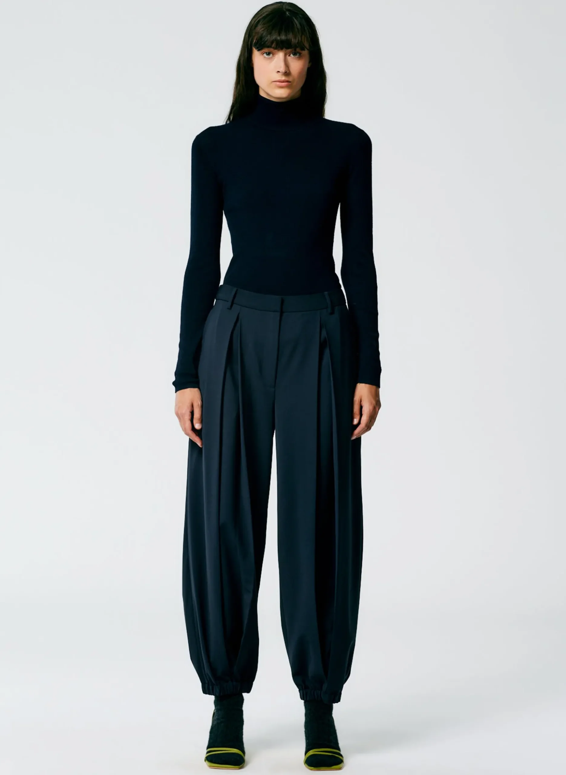 Featherweight Ribbed Sweater Turtleneck Pullover