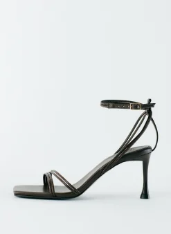 Guy Sandal