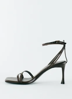 Guy Sandal