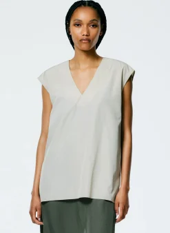 Italian Sporty Nylon Sleeveless V-Neck Top