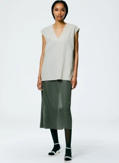 Italian Sporty Nylon Sleeveless V-Neck Top