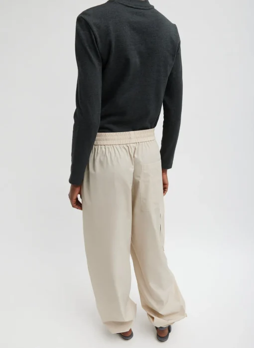 Italian Sporty Nylon Wide Leg Pull On Pant