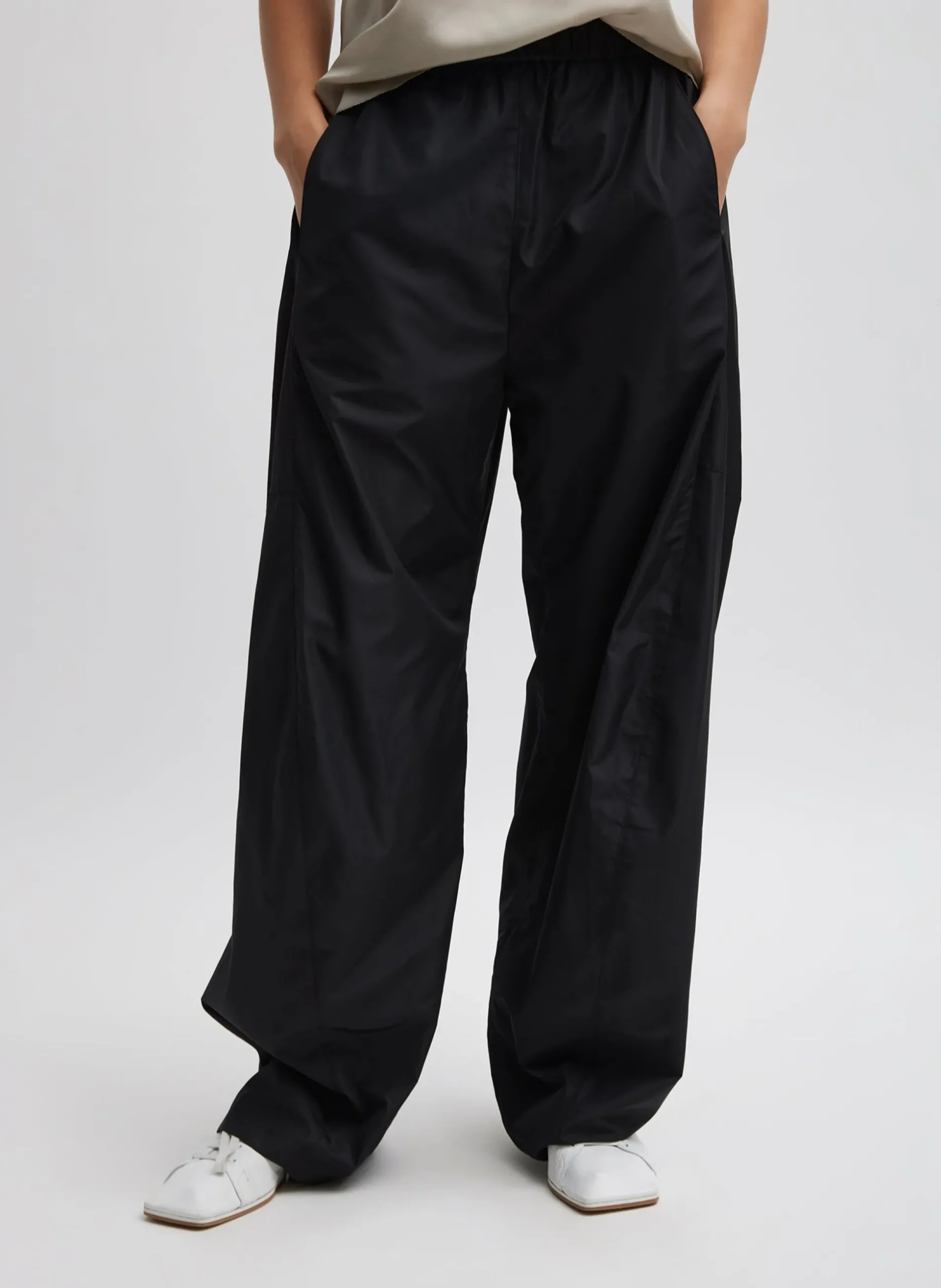 Italian Sporty Nylon Winslow Pant