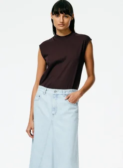 Mock Neck Sleeveless T-Shirt