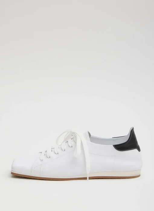 Seth Sneaker