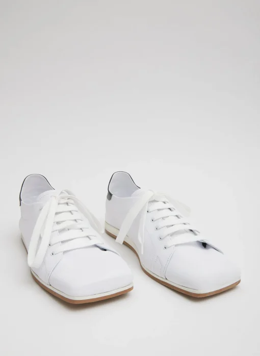 Seth Sneaker